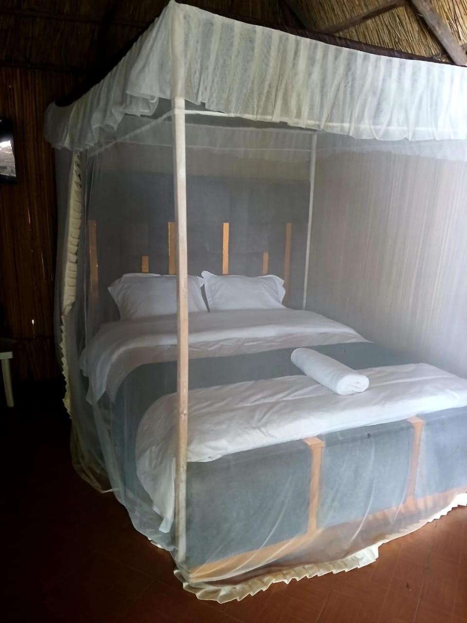 Ches Bay Resort Nangina Экстерьер фото